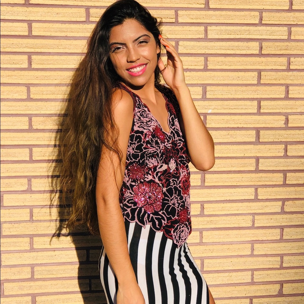 Meet Your Posher, Kayla 🐬